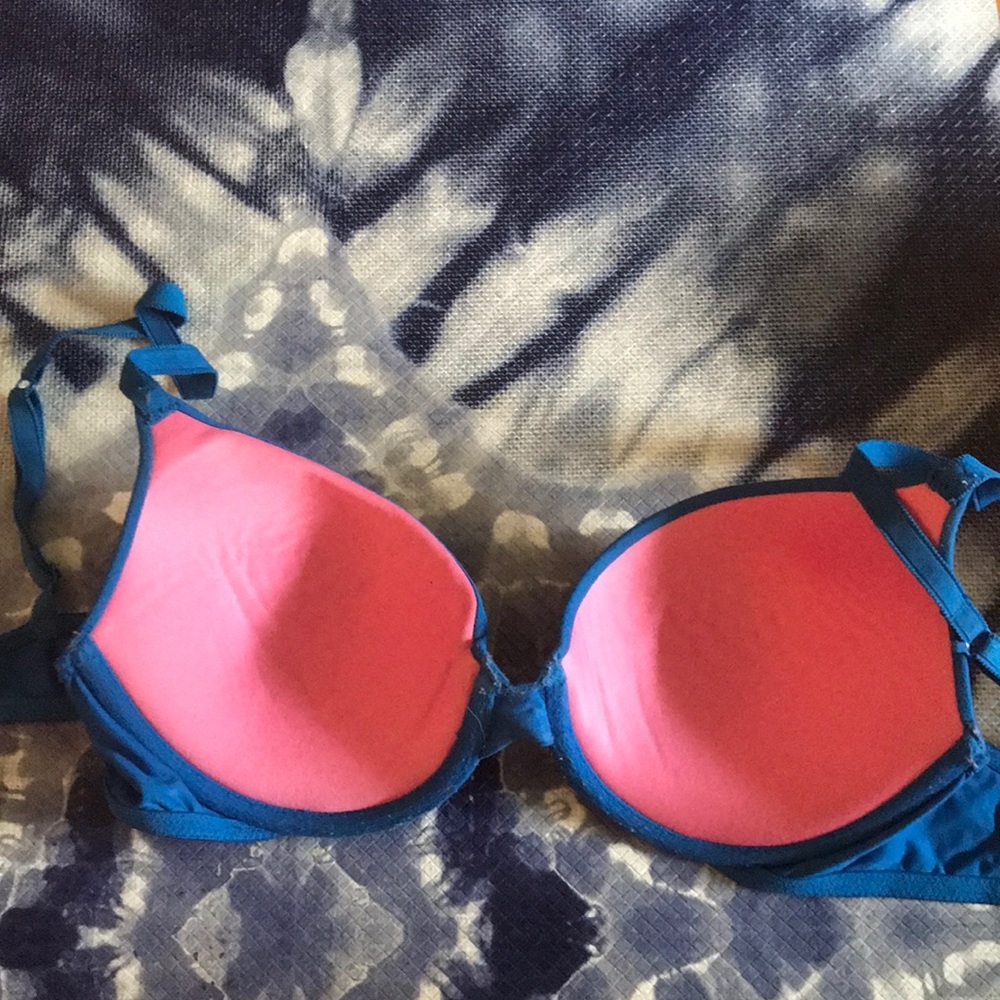 Push-Up Bra - Picture 2 of 3